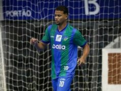 Futbalista, 20, zomrel pri páde z tímového hotela ako klubu v „chvíli bolesti“ Futbalista, 20, zomrel pri páde z tímového hotela ako klubu v „chvíli bolesti“