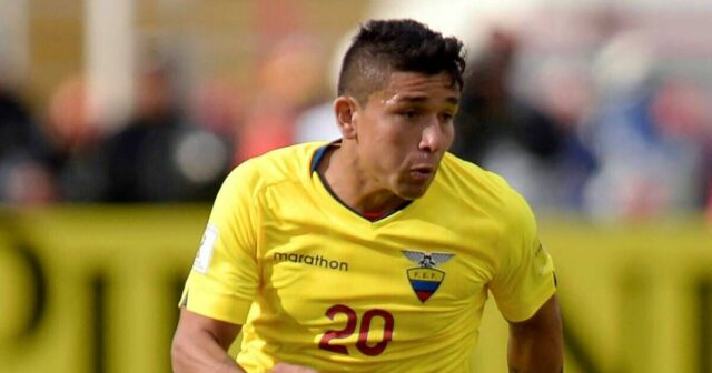 Futbalista Ekvádoru (33) bol zastrelený pri „útoku“, keď klub vzdal Futbalista Ekvádoru (33) bol zastrelený pri „útoku“, keď klub vzdal hold | Futbal | Šport