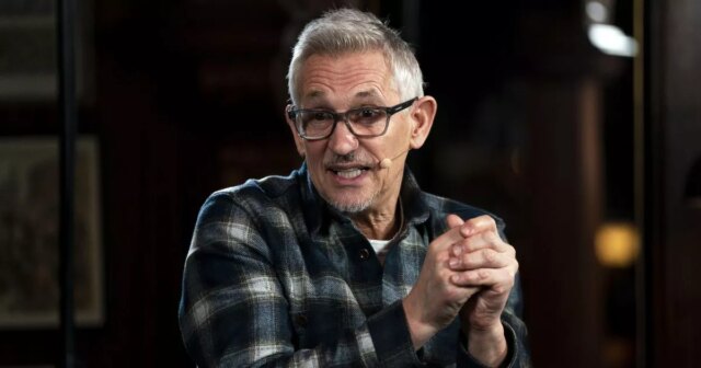 Gary Lineker reaguje na bitku BBC Match of the Day Gary Lineker