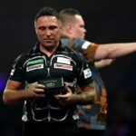 Gerwyn Price vypadol z majstrovstiev sveta v šípkach v rukách Wesleyho Plaisiera