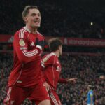 Gravenberch a Wirtz útočili, keď sa Liverpool posunul na štvrté miesto nervóznym víťazstvom nad Wolves