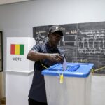 Guinea hlasovala v prvých prieskumoch verejnej mienky od prevratu v roku 2021, vojenský vodca pravdepodobne vyhrá | Volebné správy