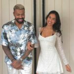 Hardik Pandya pózuje na selfie s fanúšikmi po vianočnej večeri s príspevok Mahieka Sharma IND vs SA 2025 T20Is (sledovať)