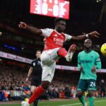 Buyo a potom v akcii proti vlkom