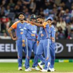 Hodiť výsledok a hrať 11s pre dnešný zápas, zoznam rozhodcov a správu o ihrisku