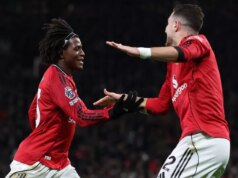 Hodnotenie hráčov Man United ako dve 8/10 vynikajú proti Newcastlu, ale objavujú sa nové obavy Patrick Dorgu oslavuje svoj gól proti Newcastlu