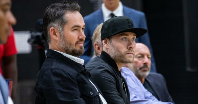 Hojdať sa? Dvaja bratia Bussovci zvažujú investíciu do atletiky MLB
