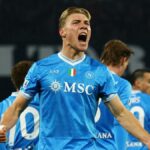 Hojlundova vzpera poháňa Neapol späť na vrchol Serie A; Spalletti má na noc zabudnúť