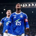 Emanuel Emegha oslavuje