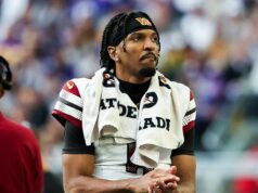 Hry NFL na Vianoce sú nevýrazné napriek tvrdej divízii Hry NFL na Vianoce sú nevýrazné napriek tvrdej divízii