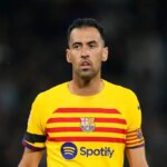 Hviezda Barcelony posiela verejnú správu Sergiovi Busquetsovi