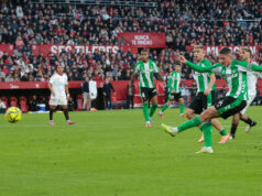Hviezda Betisu priznáva, že pred súbojom je „stále viac fanúšikom Barcelony“. Altimira súťaží o miesto v strede poľa Betisu.