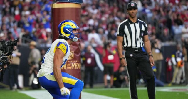 Hviezda Rams Puka Nacua hovorí naživo, že rozhodcovia NFL sú Hviezda Rams Puka Nacua hovorí naživo, že rozhodcovia NFL sú „najhorší“