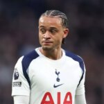 Xavi Simons v akcii za Tottenham