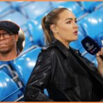 Ian Wright pomáha Laure Woodsovej po jej kolapse naživo