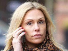 Ikona Premier League sa „vydávala za dojiča pred letuškou“ predtým, ako zastonala „ako mliečne“ Sylvain Distin mal údajne pomer s letuškou po tom, čo povedal prasiatkam o svojej dennej práci