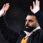 Mohamed Salah hovorí, že jeho vzťah s hlavným trénerom Liverpoolu Arne Slotom má "rozbité".