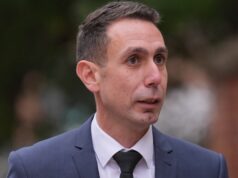 Je stanovený nový dátum odsúdenia Davida Cootea ako bývalého rozhodcu, aby sa naučil osud Bývalý rozhodca Premier League David Coote