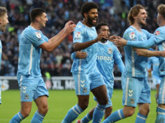 „Je to Covov rok, ale potrebujeme januárové posily“ Hráči Coventry City oslavujú gól pri výhre 3:1 nad Charltonom