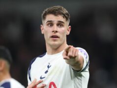 Je v televízii Tottenham vs Liverpool? Podrobnosti živého vysielania a čas začiatku Tottenham Hotspur's Micky van de Ven