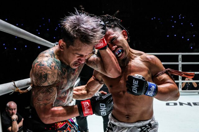 Jedna z najintenzívnejších Muay Thai WARS v Gingsanglek vs. Suriyanlek Jedna z najintenzívnejších Muay Thai WARS v Gingsanglek vs. Suriyanlek na ONE Friday Fights 137