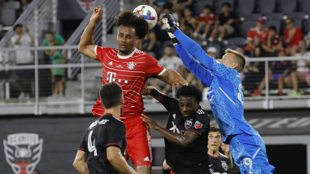 Jednou z podmienok pre Manchester United je vyložiť Joshuu Zirkzeeho Jednou z podmienok pre Manchester United je vyložiť Joshuu Zirkzeeho v januári 2026