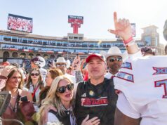 Joey McGuire pochopí, čo si myslí o Danovi Lanningovi pred zápasom Texas Tech vs. Oregon. logo pochodového šialenstva