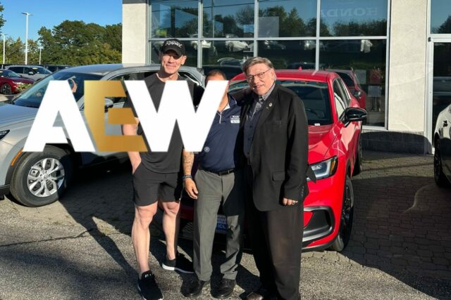 John Cena Sr. odhaľuje, že najvyššia hviezda AEW zvažovala odstúpenie John Cena Sr. odhaľuje, že najvyššia hviezda AEW zvažovala odstúpenie od wrestlingu pred podpisom zmluvy s WWE