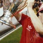 John Robertson zomrel vo veku 72 rokov, keď Nottingham Forest vzdal hold „našim najväčším“ | Futbal | Šport