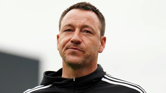 John Terry vystrelil na Arsenal, keď si vybojoval titul v PL s Blues „oveľa lepším tímom“
