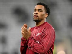 Jurrien Timber ukazuje skutočné farby Arsenalu, keďže Mikel Arteta poskytuje aktuálne informácie o zraneniach Jurrien Timber z Arsenalu