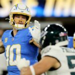 Justin Herbert z Chargers sa nepríjemne porozprával s reportérom ESPN