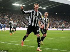 KIERAN GILL: Bolo ťažké nespojovať slová Enza Marescu z tohto týždňa so šokujúcim prvým polčasom Chelsea v Newcastli… a prečo je stanovená pokuta FA 50 000 libier Newcastle United bol na začiatku v ríši snov vďaka dvojníkovi Nickovi Woltemadeovi