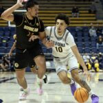 Basketbal NCAA: Dominikánska (CA) v Kalifornii