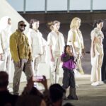 "Kanye poď vyzdvihnúť svoje dieťa"