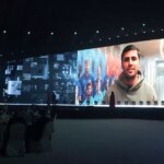 Veľká obrazovka zobrazuje záznam Rodriho z Manchestru City po tom, čo bol menovaný v kategórii The Best FIFA Men's 11 počas odovzdávania cien The Best FIFA Football Awards 2024 na Aspire Academy.