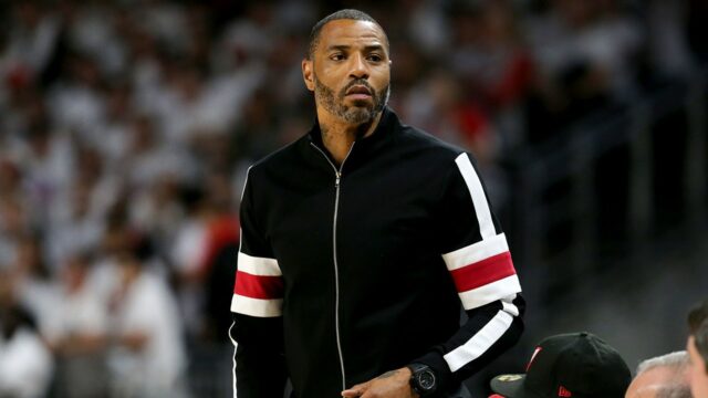 Kenyon Martin tvrdí, že Lakers po vianočnej prehre nerešpektujú JJ Redicka
