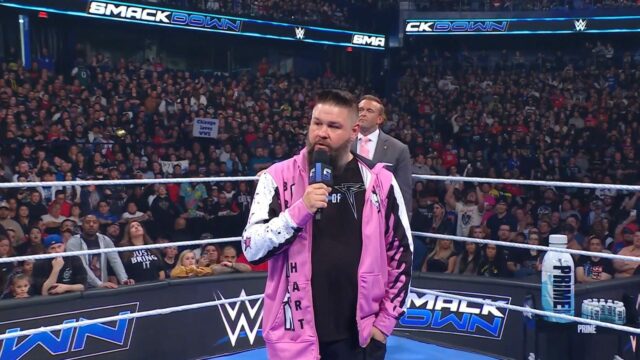 Kevin Owens zdieľa osobné aktualizácie počas prestávky WWE
