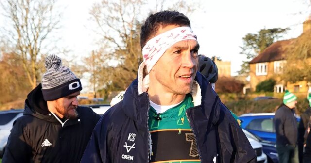 Kevin Sinfield a jeho úžasná výzva 7 v 7 Together Kevin Sinfield uvádza na trh novú výzvu 7 v 7: Spolu v boji proti motorickej neurónovej chorobe