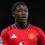 Kobbie Mainoo v tejto sezóne zápasil s Manchestrom United