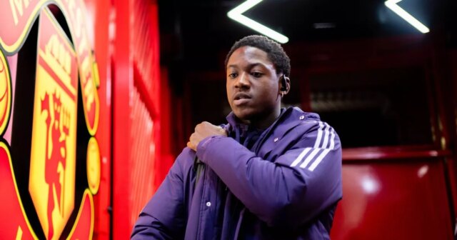 Kobbie Mainoo kráča ďalej