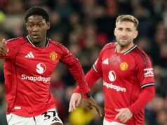 Kobbie Mainoo „presne to, čo tento tím potrebuje“ (ale nie s Brunom) Kobbie Mainoo „presne to, čo tento tím potrebuje“ (ale nie s Brunom)