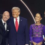 Komentátor BBC sa pustil do žrebovania majstrovstiev sveta a Gianni Infantino - "Muž nepozná hanbu"