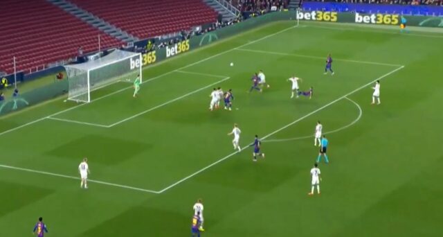 Kounde ortéza dokončuje návrat Barcelony Kounde ortéza dokončuje návrat Barcelony