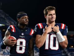 Kto sa zúčastní zápasu NFL Week 13 MNF? logo pochodového šialenstva