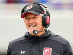 Kyle Whittingham z Utahu sa stáva stredobodom hľadania hlavného trénera v Michigane Kyle Whittingham z Utahu sa stáva stredobodom hľadania hlavného trénera v Michigane