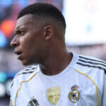 Kylian Mbappe oslavuje po vyrovnaní rekordu Cristiana Ronalda