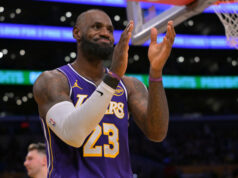 LeBron James zdieľa úprimné myšlienky o tom, či Lakers dokážu prekonať obrovské obranné chyby logo pochodového šialenstva