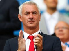 Legenda Liverpoolu Ian Rush nasadil intenzívnu starostlivosť po problémoch s dýchaním | Futbal | Šport Legenda Liverpoolu Ian Rush nasadil intenzívnu starostlivosť po problémoch s dýchaním | Futbal | Šport
