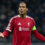 Legenda Manchestru United je jednoznačnou voľbou pred Virgilom van Dijkom pre 5x víťaza PL